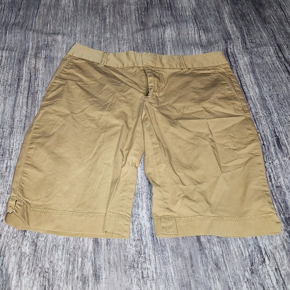 Womens Gap Khaki Tan Shorts Cotton Blend Casual Classic Fit - Picture 1 of 7